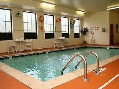 Comfort Inn & Suites Saint Louis